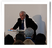 emilio manzotti announces the winners